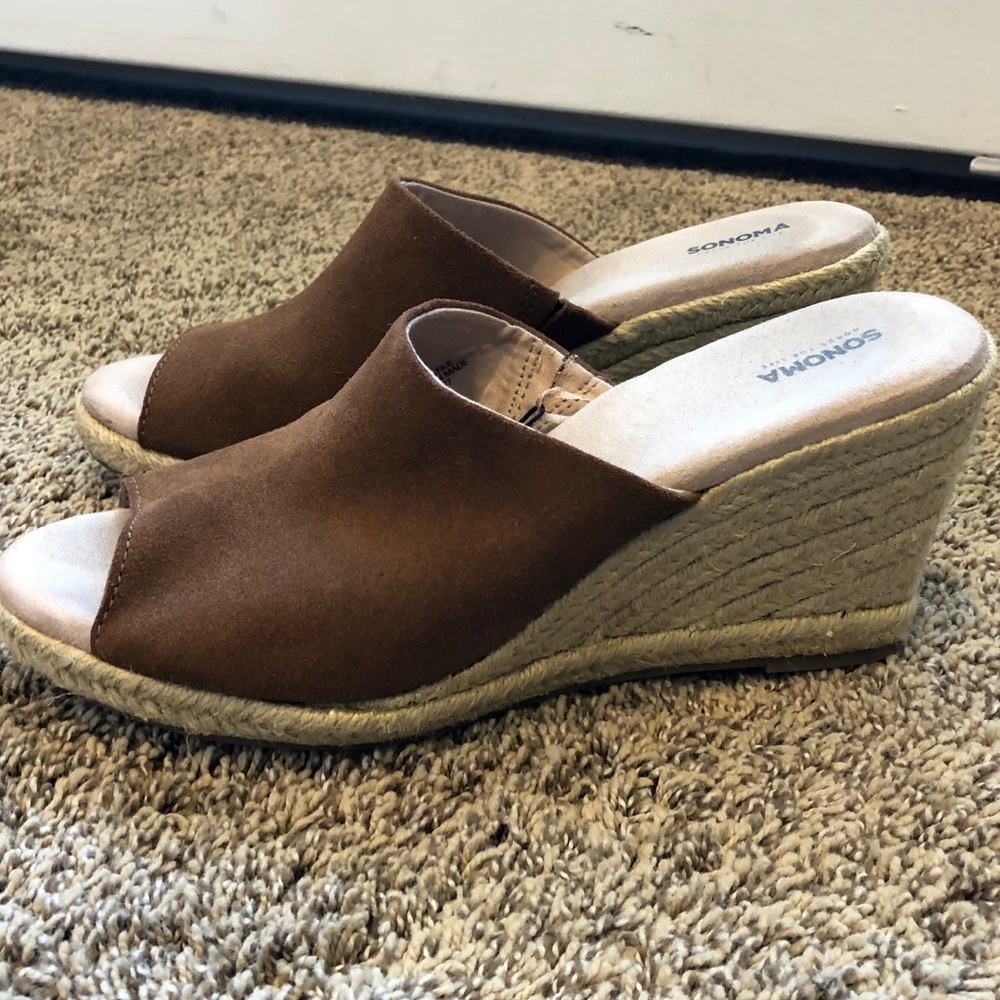 Sonoma slip on brown suede wedges
